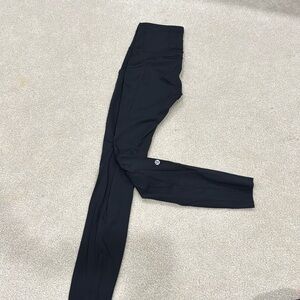 Lululemon black leggings w/pockets